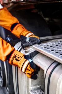 Automotive Safety Gloves